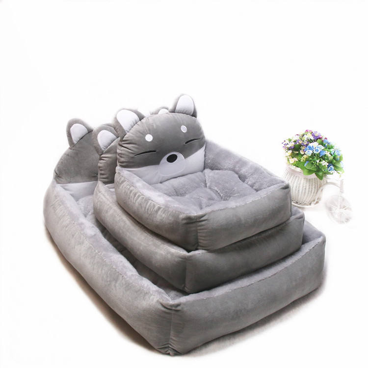 dog bed with waterproof skin-friendly fabric