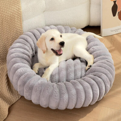 Custom luxury donut pet bed