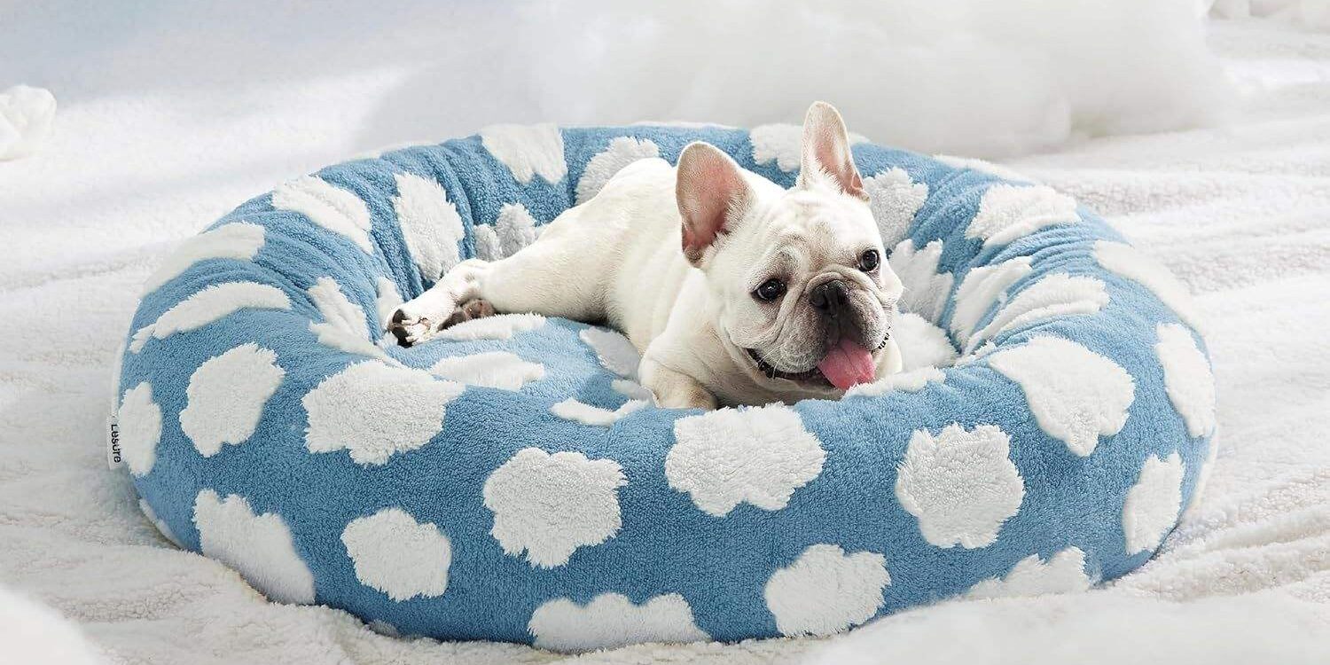 Luxury calming donut pet bed
