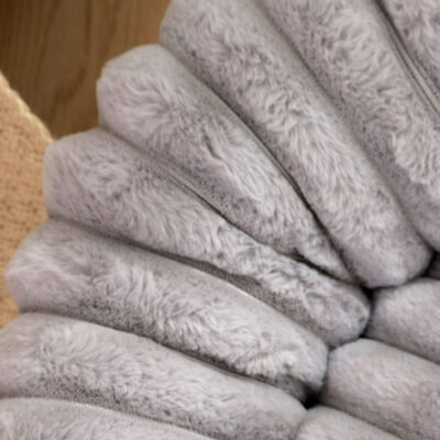 Soft rabbit plush round donut dog bed